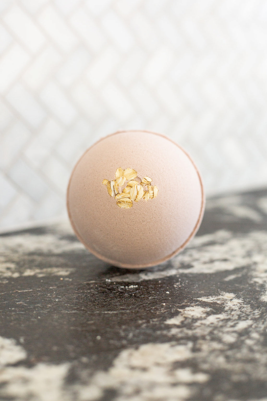 Bath Bomb: Lavender Oatmeal
